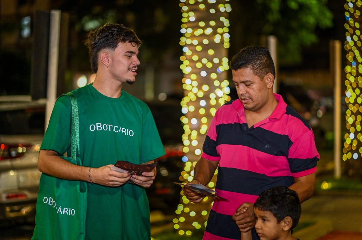 'SEJA UM AMOR PRESENTE': O Boticário eterniza o natal com campanha no Porto Velho Shopping
