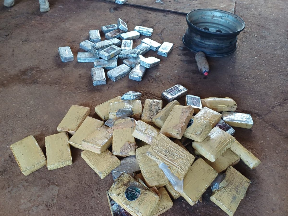 TRÁFICO DE DROGAS: PRF em Rondônia apreende cerca de 200 kg de entorpecentes 