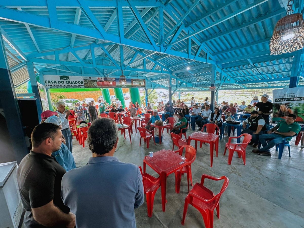 FAPERON/SENAR: Sistema participa da comemoração dos 6 anos do Sind. Rural de Vale do Anari