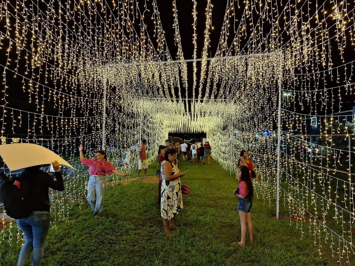 ALEX REDANO: Deputado prestigia entrega da Vila Encantada em Ariquemes