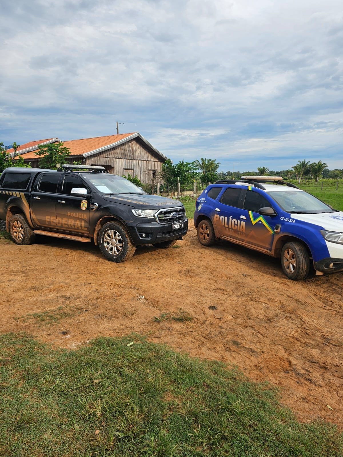 FIM DE LINHA: Operação da PF e PM mira traficantes que transportavam drogas em avião