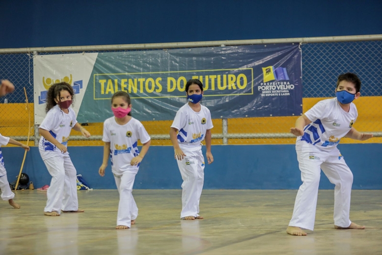 ESPERANÇA DA COMUNIDADE: Ginásio Poliesportivo Sérgio Siqueira é entregue após revitalização