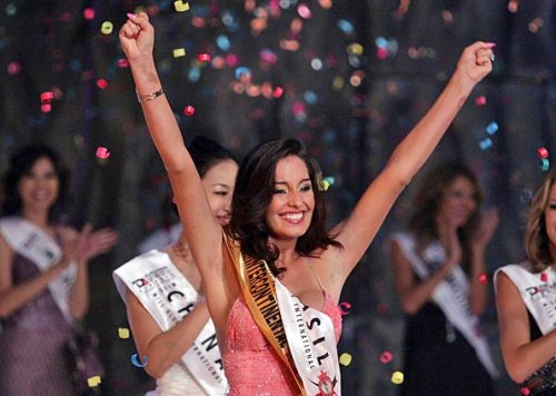 Rondoniense é eleita Miss Internacional em concurso na Albânia