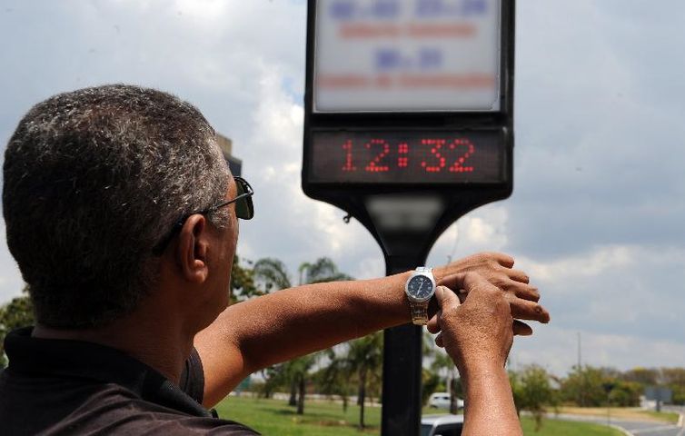 MUDANÇA: Com Enem, horário de verão começa no dia 18 de novembro