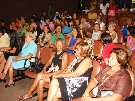 Sesc lança filme da oficina de videoterapia com idosos - Confira fotos do lançamento