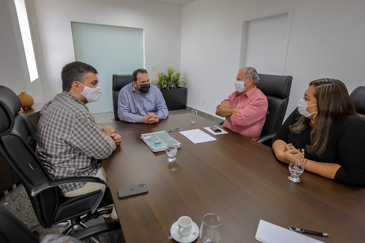 UNIÃO: Presidente Alex Redano discute ações em parceria com a Fiero 