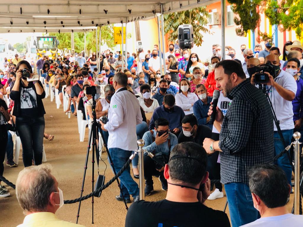 VILHENA: Presidente Alex Redano participa do lançamento de programas do Governo