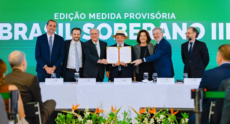BRASIL SOBERANO: Governo aprova R$ 13,5 bilhões em crédito para empresas exportadoras