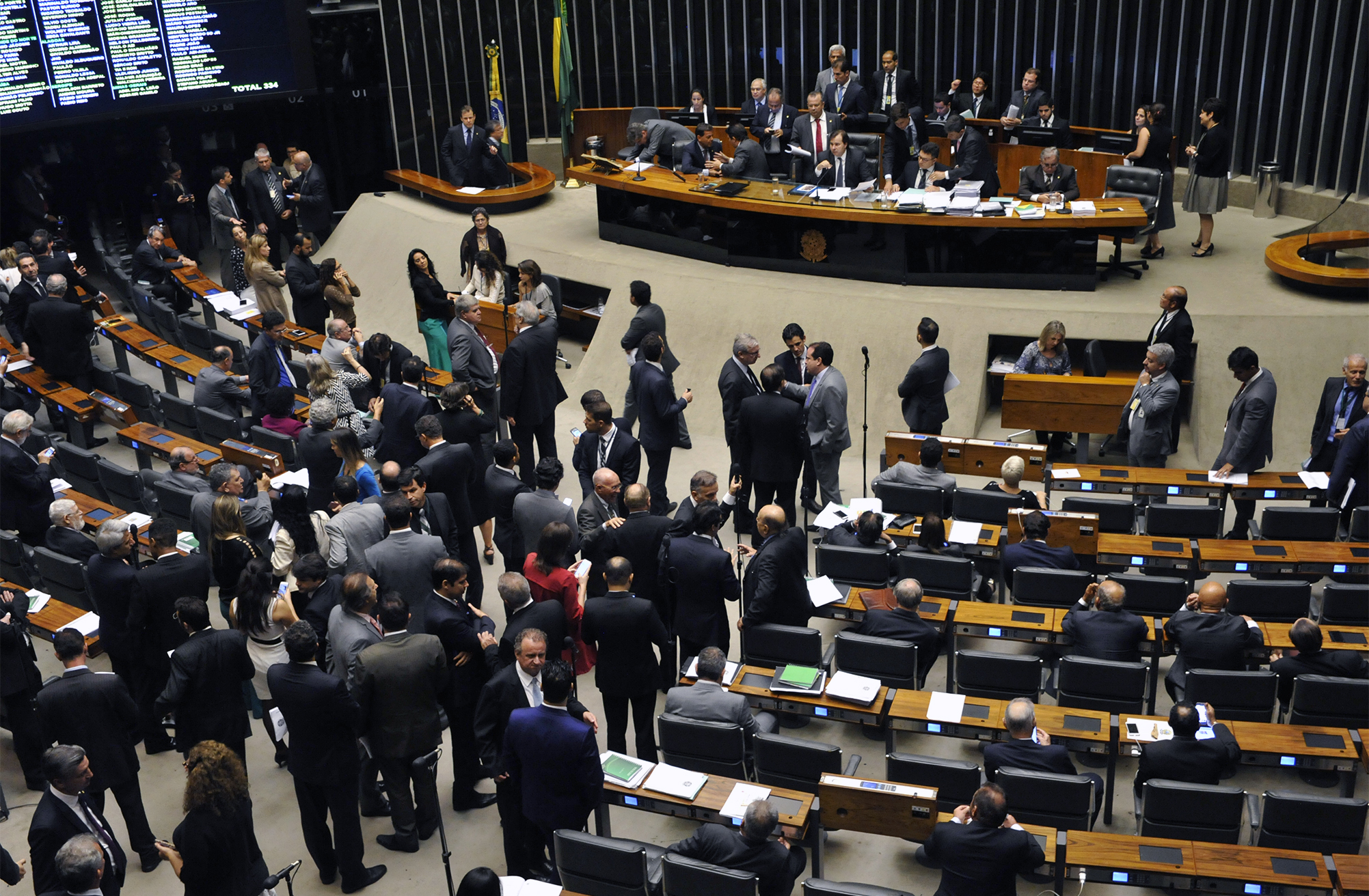 DEPUTADO: Prisão em segunda instância é retirada de pacote anticrime