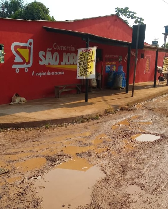 NA LAMA: Comunidade da zona Sul pede ação da prefeitura e relata abandono