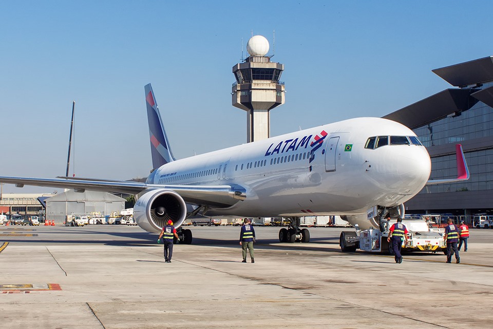 ECONOMIA: Delta Airlines comprará 20% da Latam por US$ 1,9 bilhão criando aliança