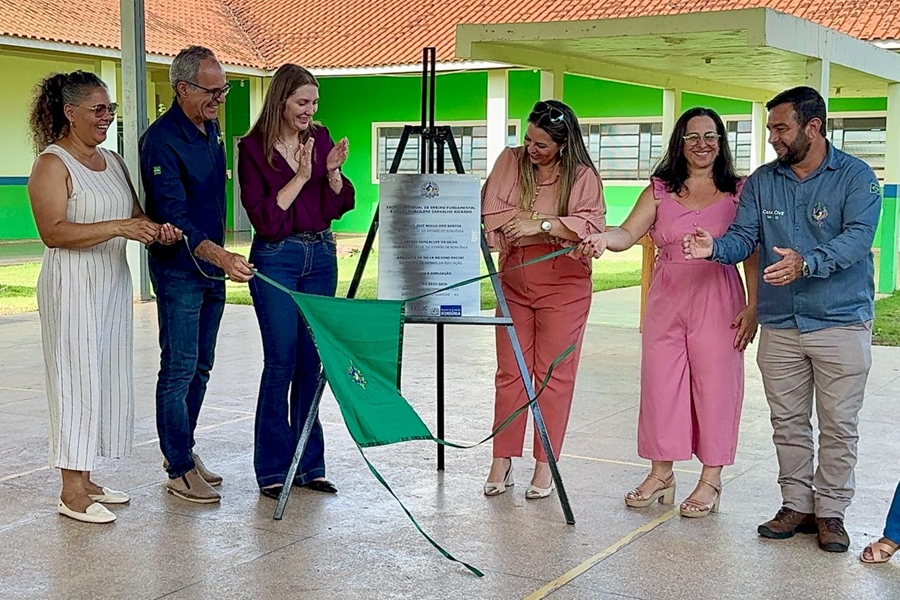 LEBRINHA: Deputada e Secretária Pacini entregam obras da Educação no Vale do Guaporé