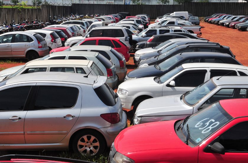 LEILÃO: Superintendência de Patrimônio realiza leilão de veículos no próximo dia 9