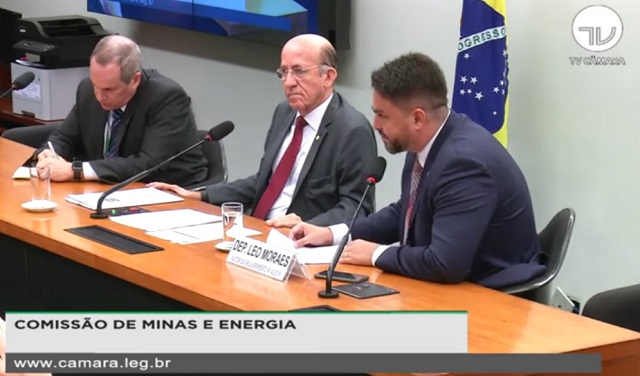 COMBUSTÍVEL: Léo Moraes preside audiência da Comissão de Minas e Energia da Câmara Federal