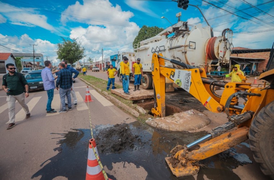 CIDADE LIMPA: Operação limpa 45km de ruas e melhora drenagem na capital