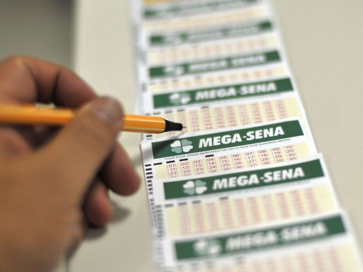 OUTRA CHANCE: Mega-Sena acumula e pode pagar prêmio de R$ 12 milhões na quarta-feira(28)