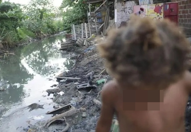 R$ 21,69: STJ manda soltar moradora de rua que furtou alimentos para dar aos filhos