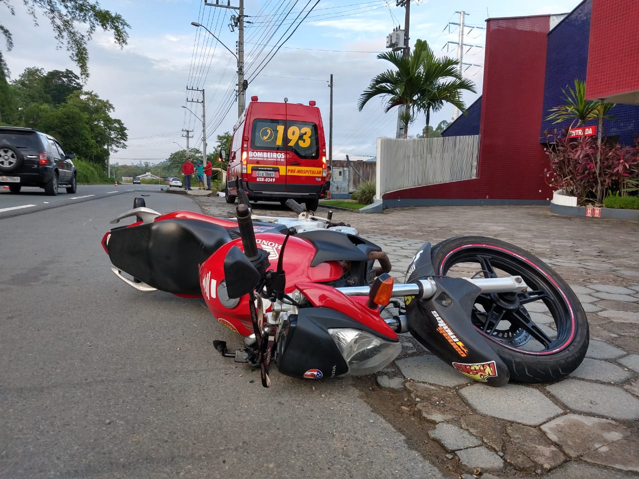 DUAS RODAS: De cada dez atendimentos por acidente no SUS, oito são motociclistas