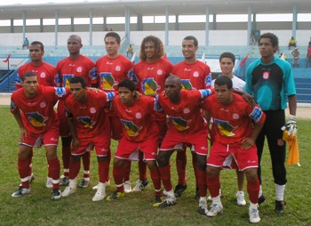 FUTEBOL - Impasse com atletas “esquecidos” do Moto Clube continua