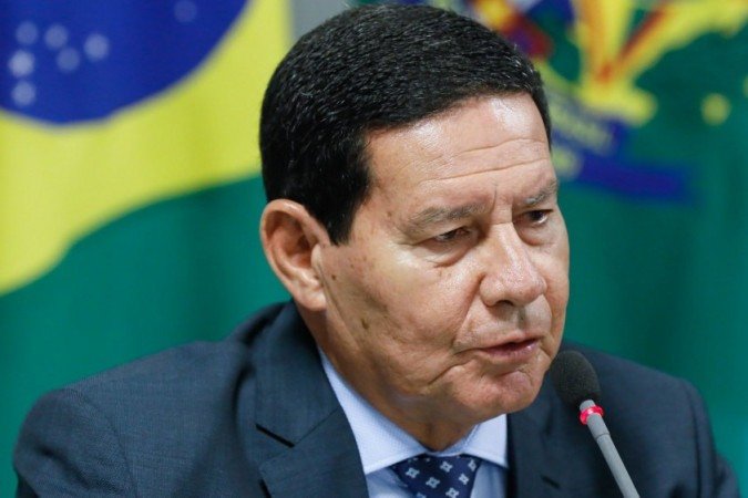 PANDEMIA: Mourão com covid-19, veja lista de autoridades que foram infectadas