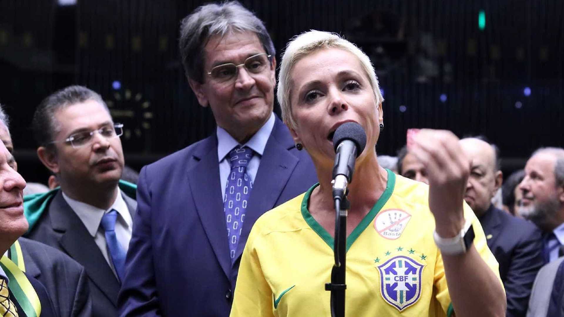 INVESTIGAÇÃO: PF faz busca e apreensão em gabinete da deputada Cristiane Brasil