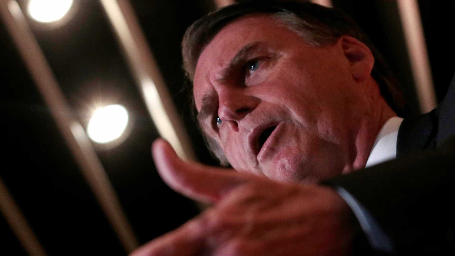 PGR denuncia Bolsonaro por 'quilombolas não servem nem para procriar'