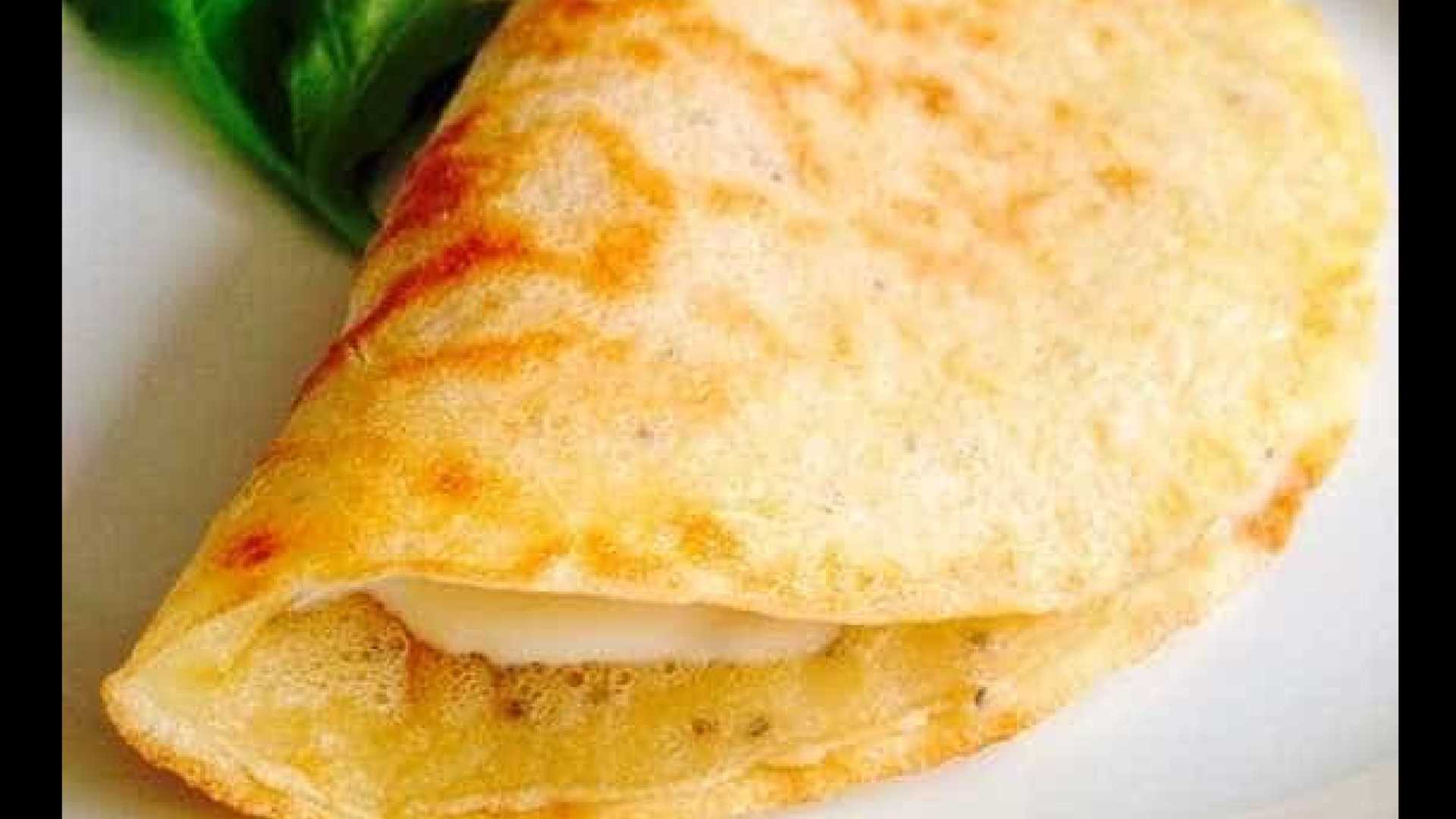 APRENDA: Crepioca fit com apenas 2 ingredientes para o café da manhã