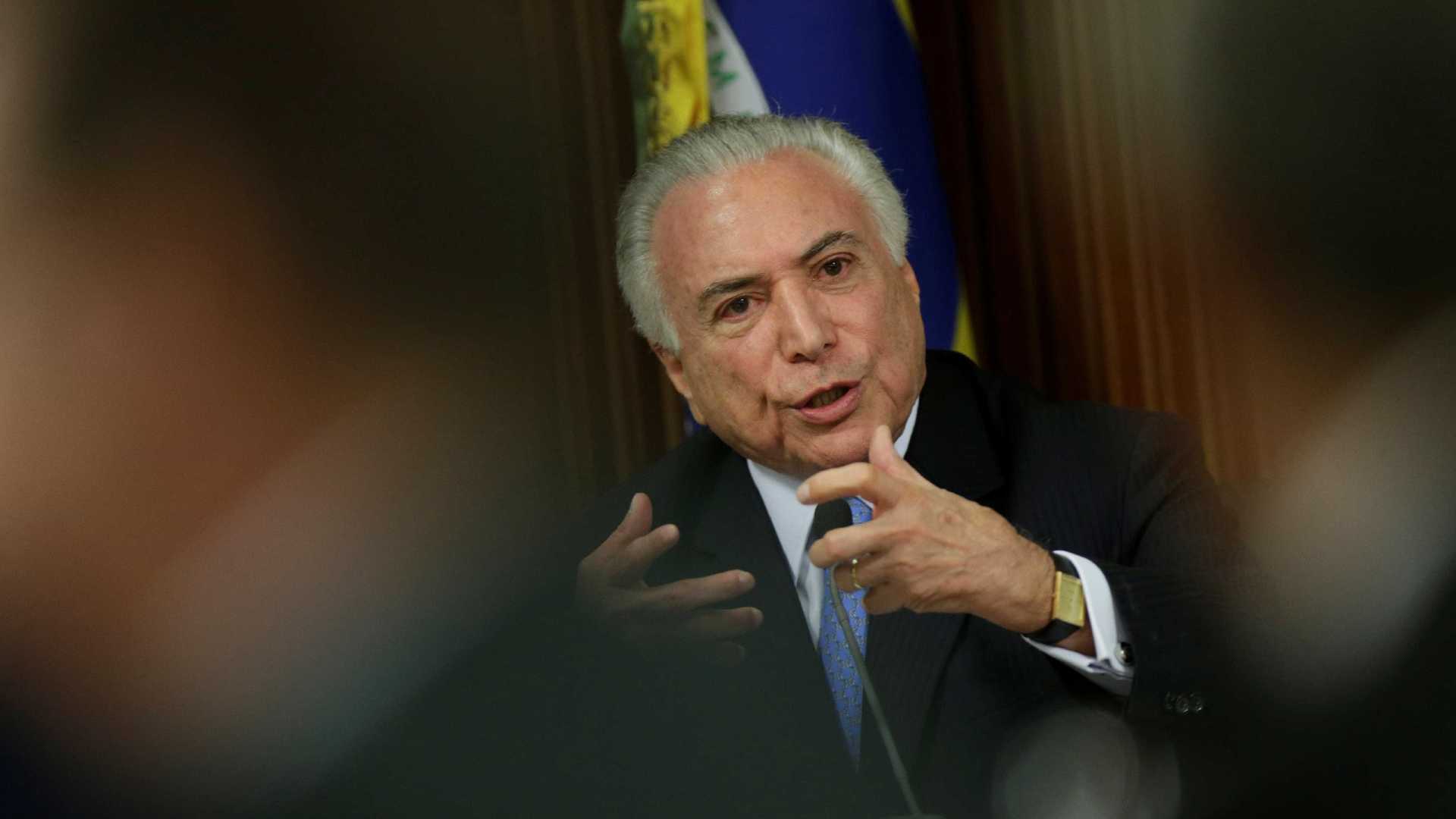 SALÁRIOS: Fora da agenda, Temer discute aumento salarial com ministros do STF