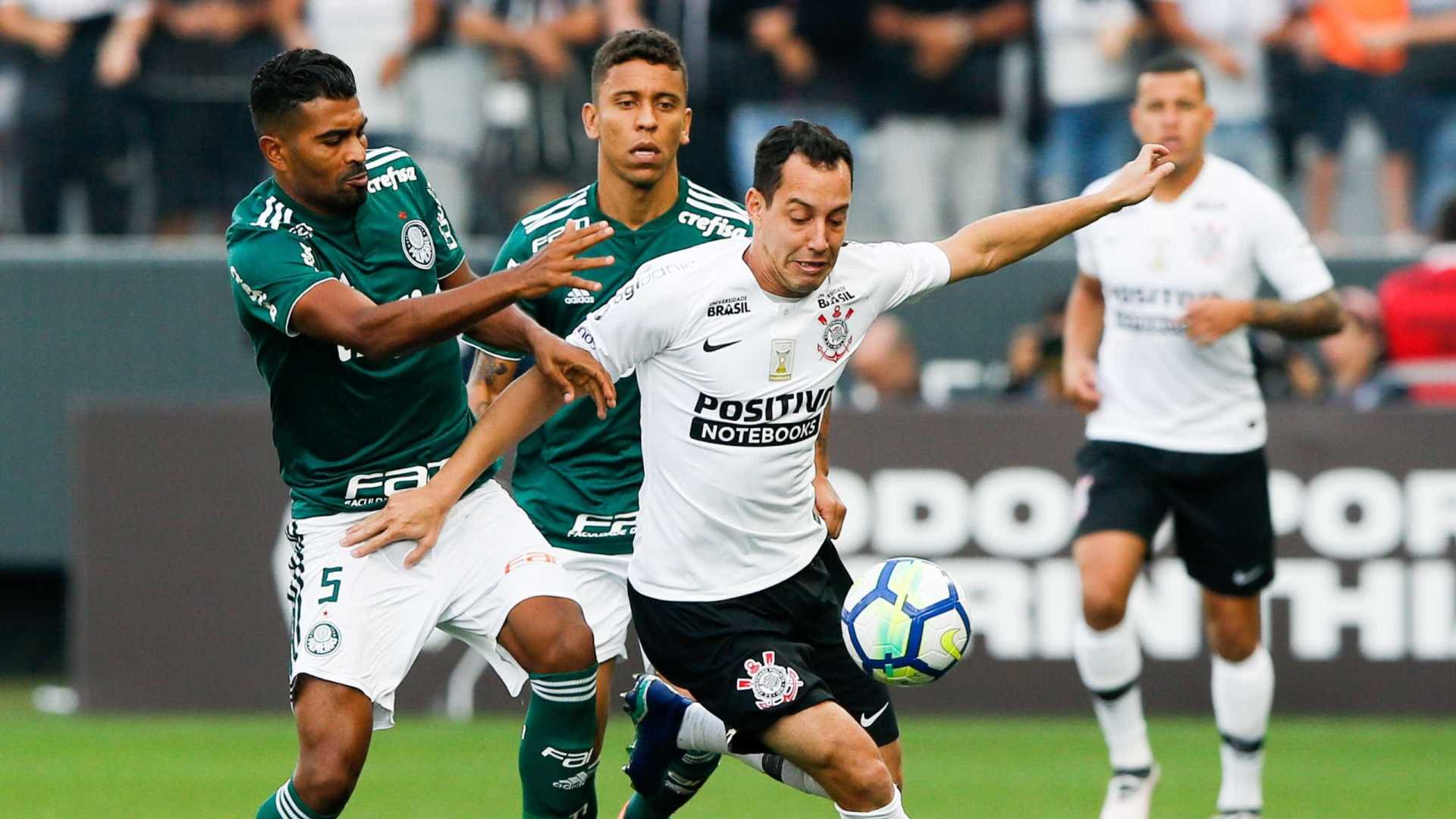 Corinthians vence e aumenta vantagem sobre o Palmeiras em 2018