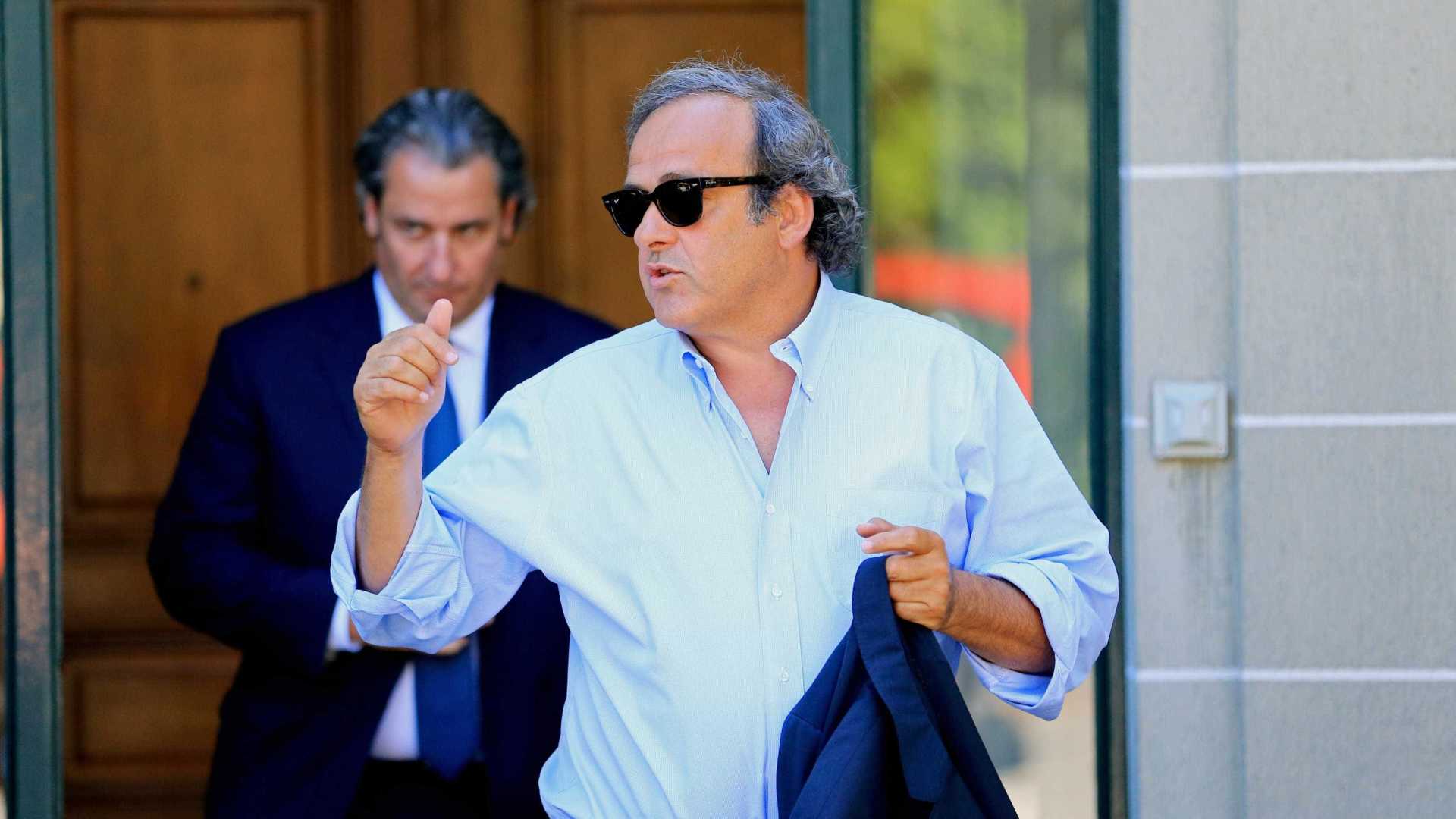 Platini diz que sorteio da Copa de 1998 foi manipulado