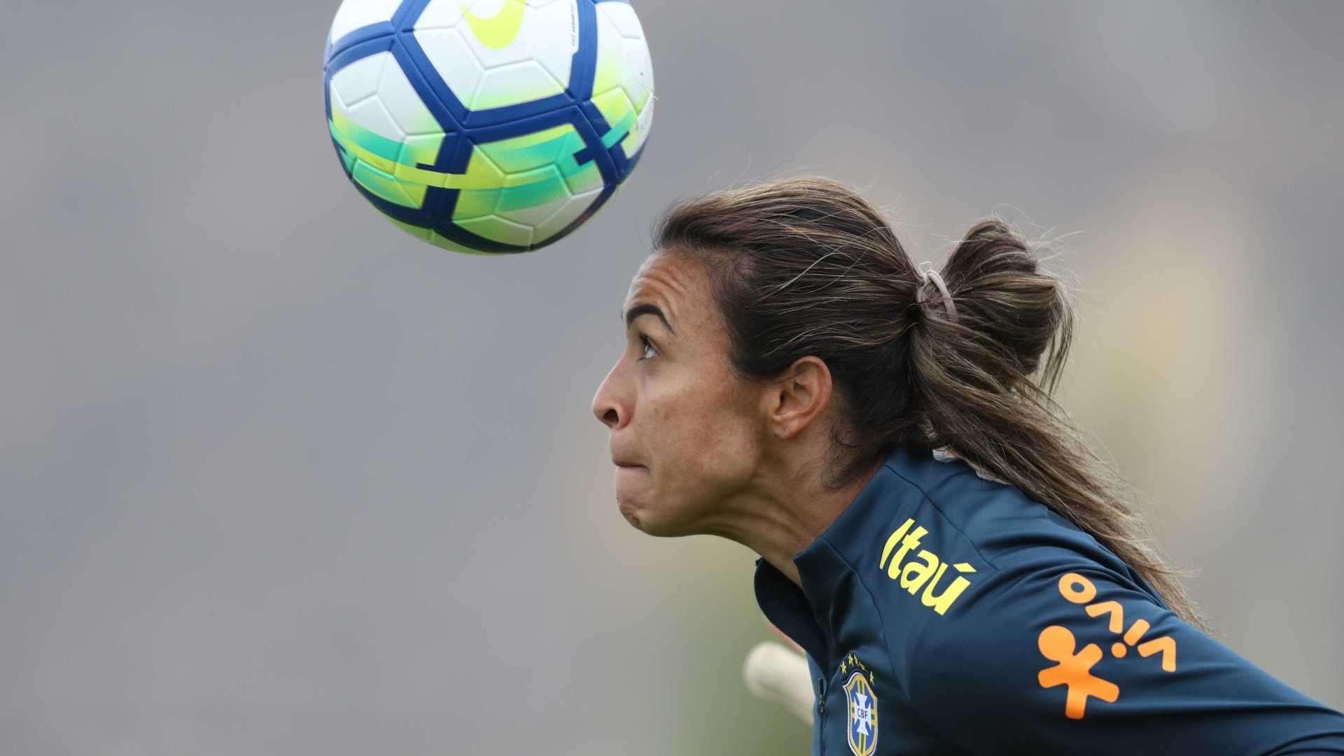 FUTEBOL: Com Marta, Fifa divulga lista das finalistas a melhor jogadora do mundo