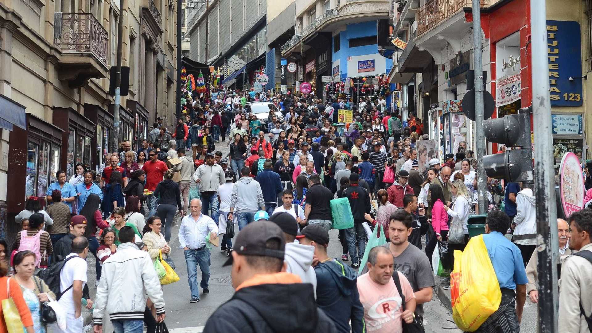 BALANÇO: Brasil tem mais de 208 milhões de habitantes, diz IBGE