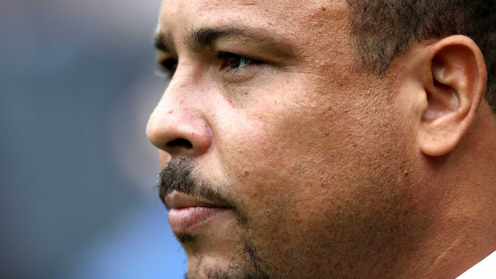 JUSTIÇA: Ronaldo Fenômeno paga indenização de R$ 100 mil a jornalista