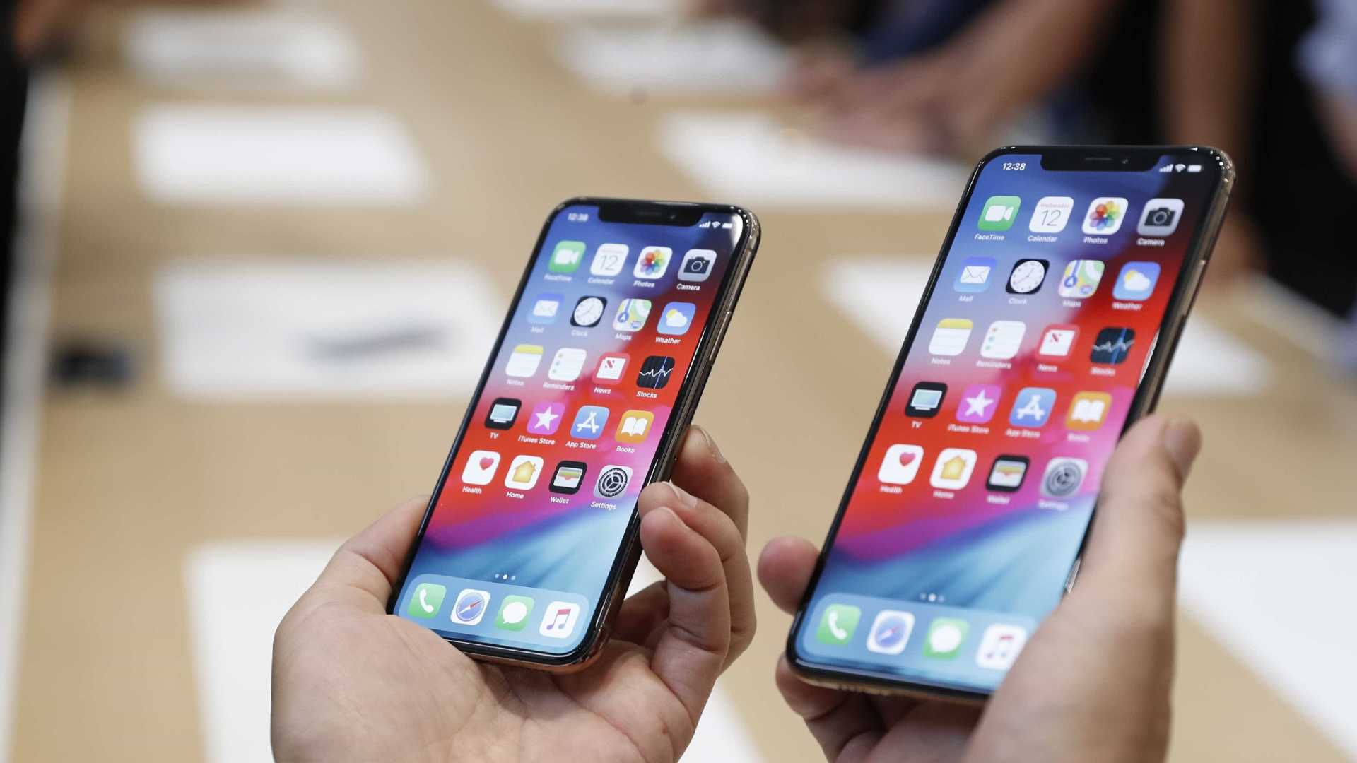 NOVIDADE: iPhone Xs e Xs Max começam a ser vendidos; preço chega a R$ 8.950