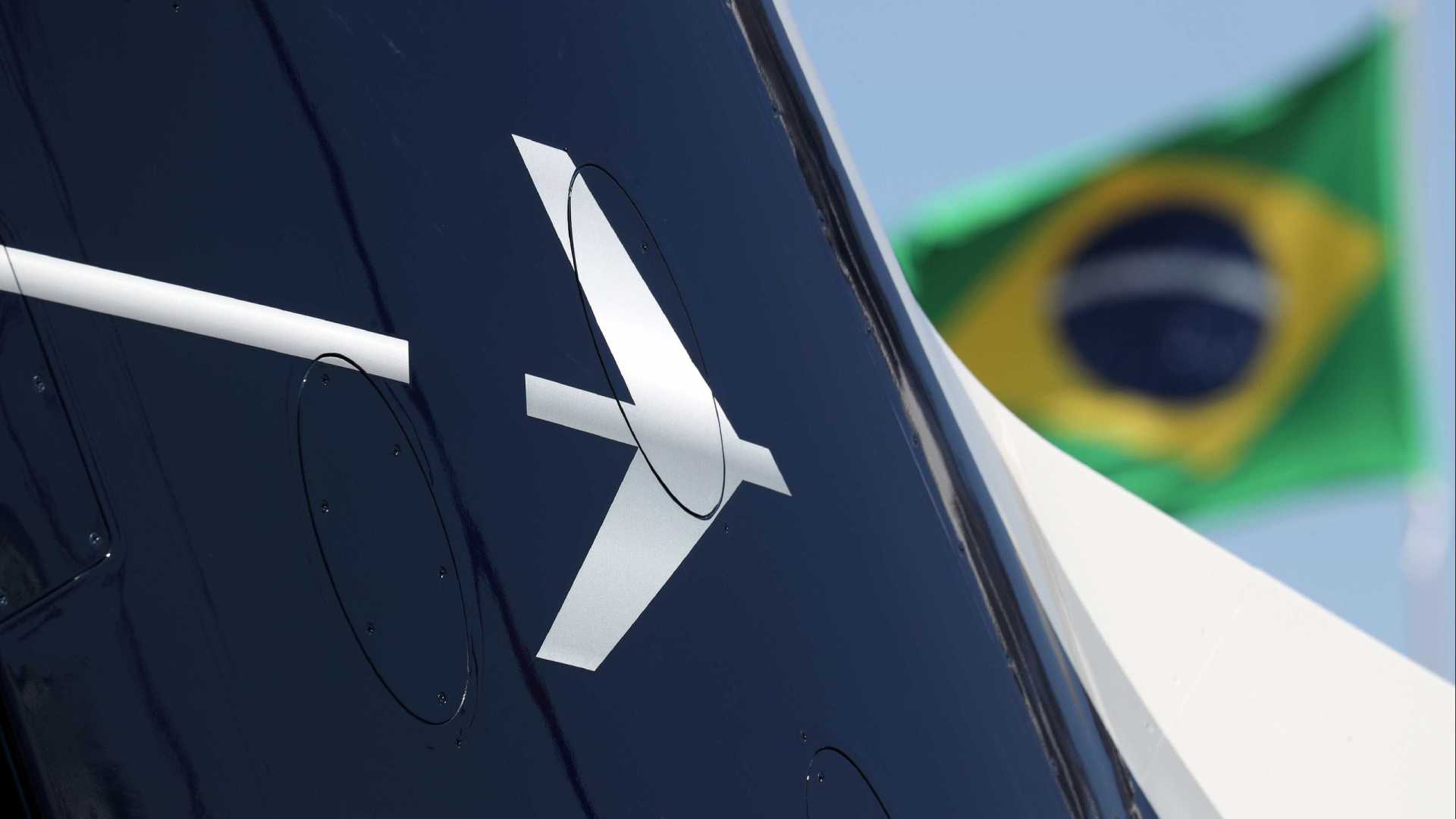 NEGÓCIO: Mourão propõe aval de Temer e Bolsonaro a acordo de Embraer e Boeing