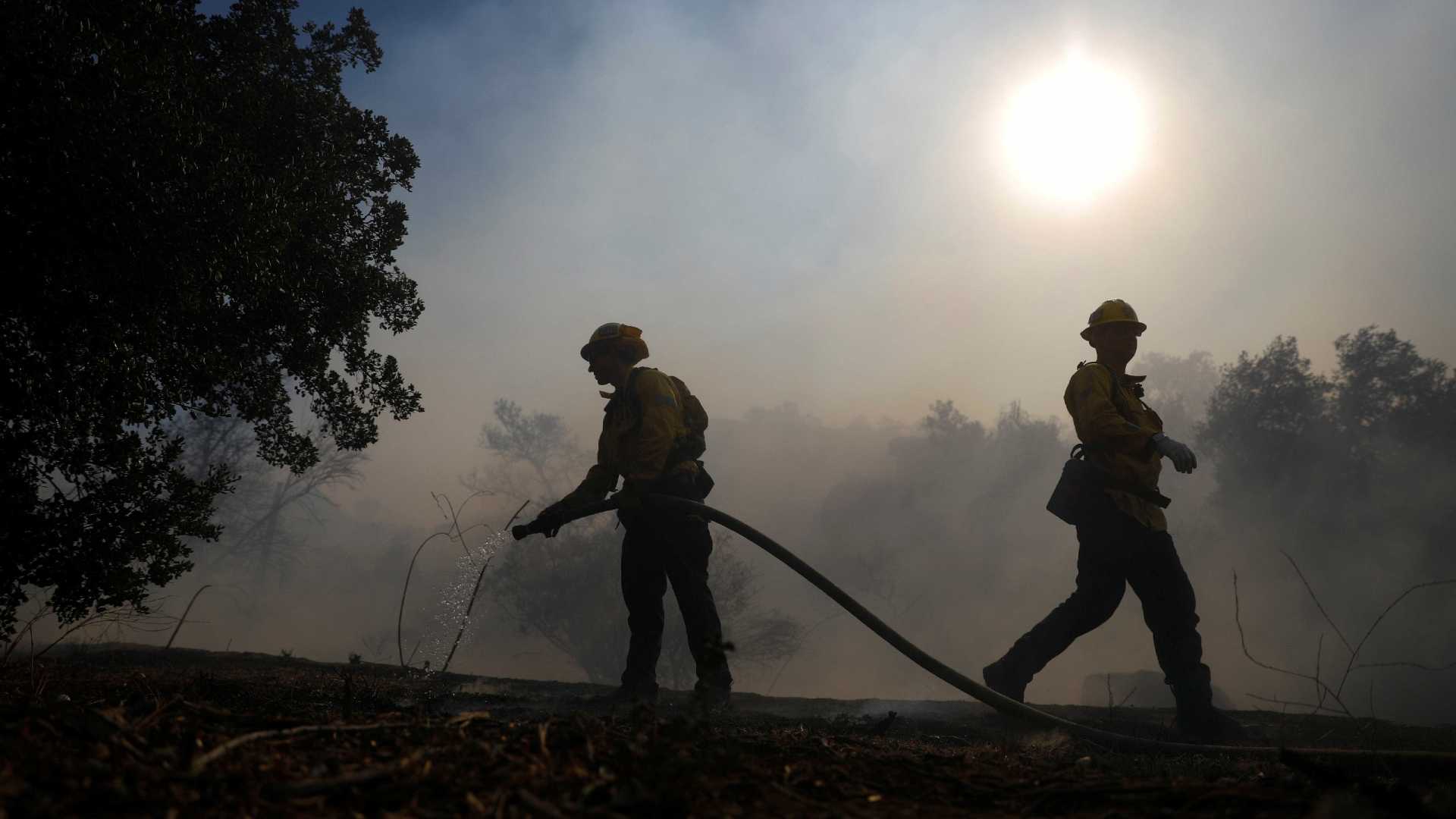 ESTADOS UNIDOS: Incêndios na Califórnia deixam 42 mortos e mais de 200 desaparecidos