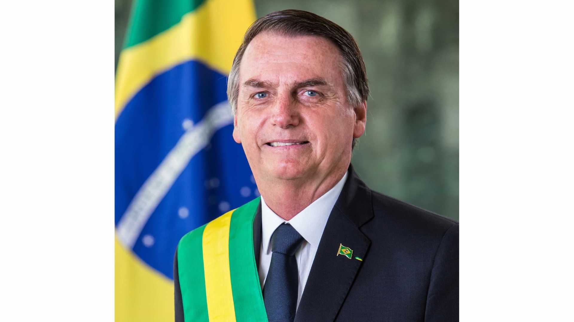 NOVO GOVERNO: Planalto divulga foto oficial de Bolsonaro como presidente do Brasil