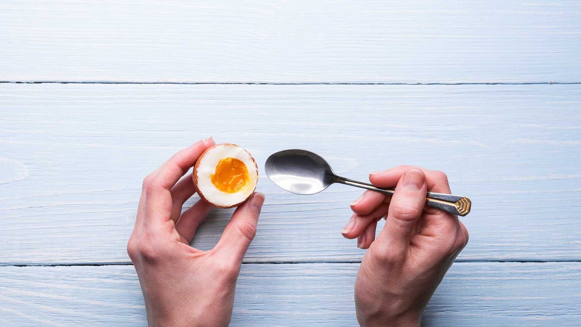 Comer ovo faz bem para os olhos; entenda