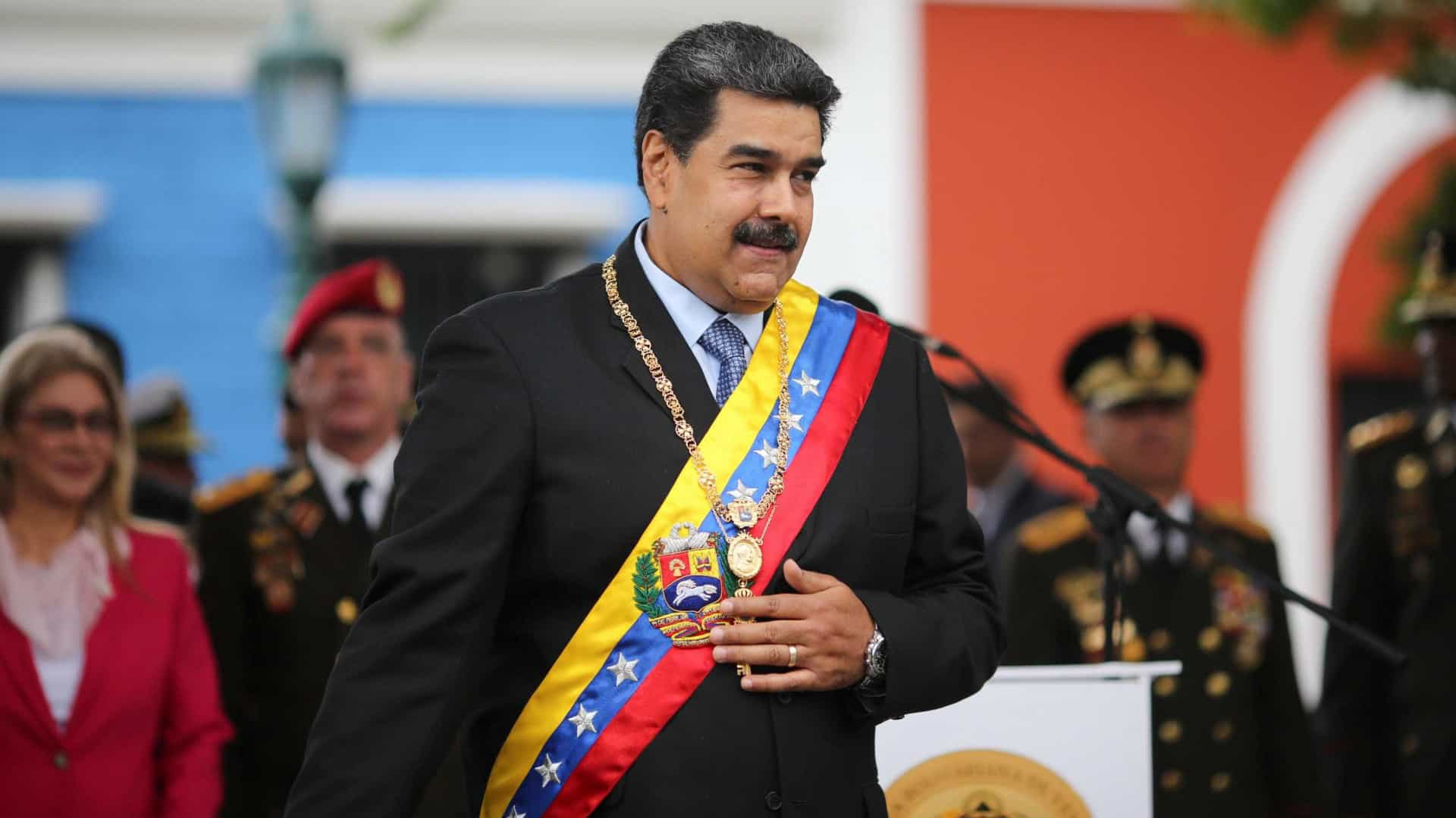 DELEGAÇÃO: Maduro barra entrada de deputados da UE na Venezuela