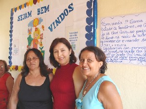 Escola comunitária de Porto Velho reivindica alfabetização para a terceira idade