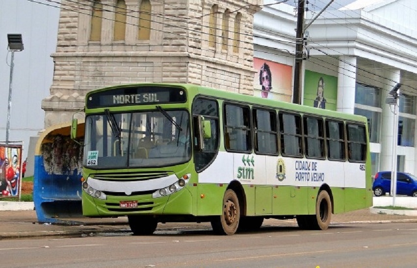 SISTEMA PRECÁRIO: Porto Velho retorna do feriadão com poucos ônibus nas ruas