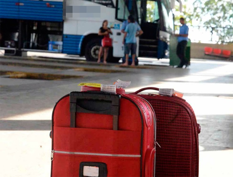 DE RONDÔNIA : Empresa de ônibus pagará indenização por abandono de casal de idosos 