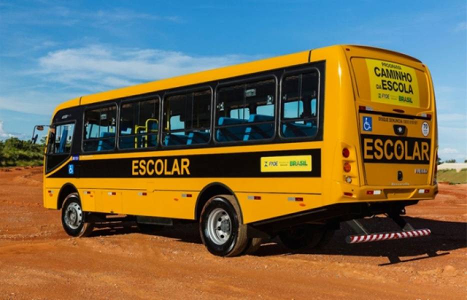 LEI: Após liminar concedida, cai exigência de câmeras de ré em ônibus escolares de RO