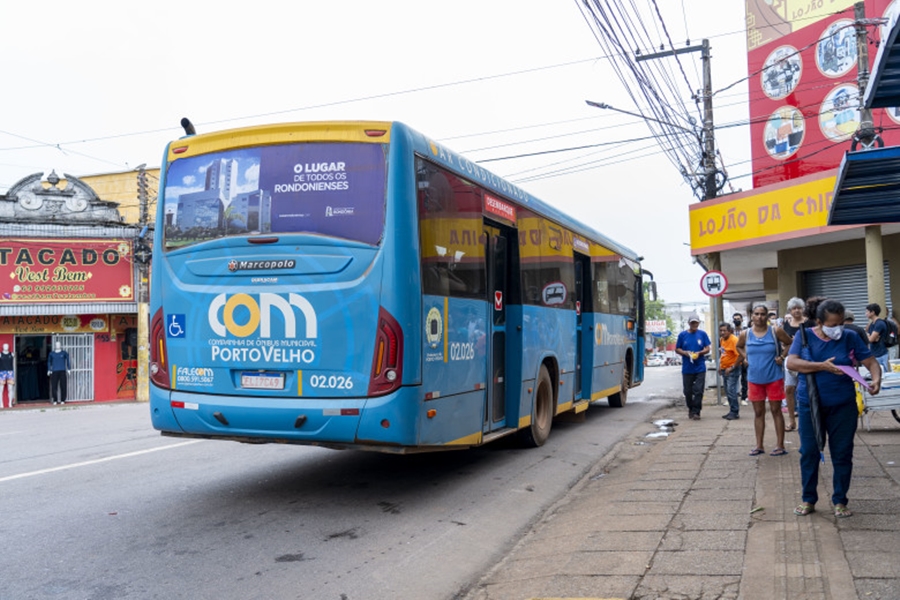 MUDANÇA: Ônibus deixarão de ter faixa de circulação exclusiva na avenida Sete de Setembro