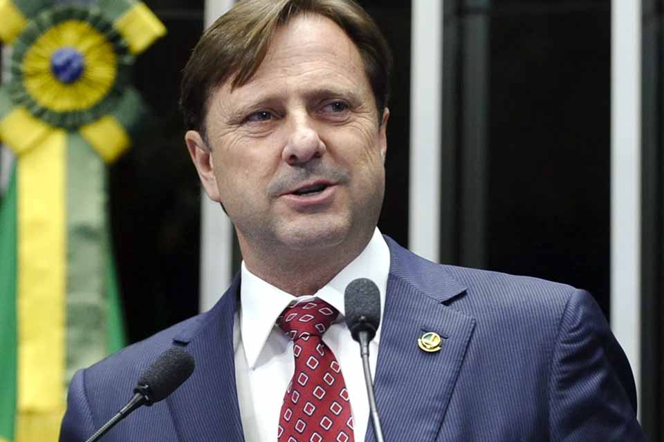 TEXTO: PL do Senador Acir Gurgacz cria FIES Emergencial durante a pandemia