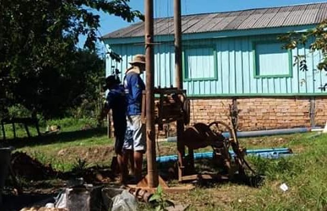 APÓS PROVIDÊNCIA: Vereadora Ellis Regina é informada sobre a boa condição da água em Nazaré