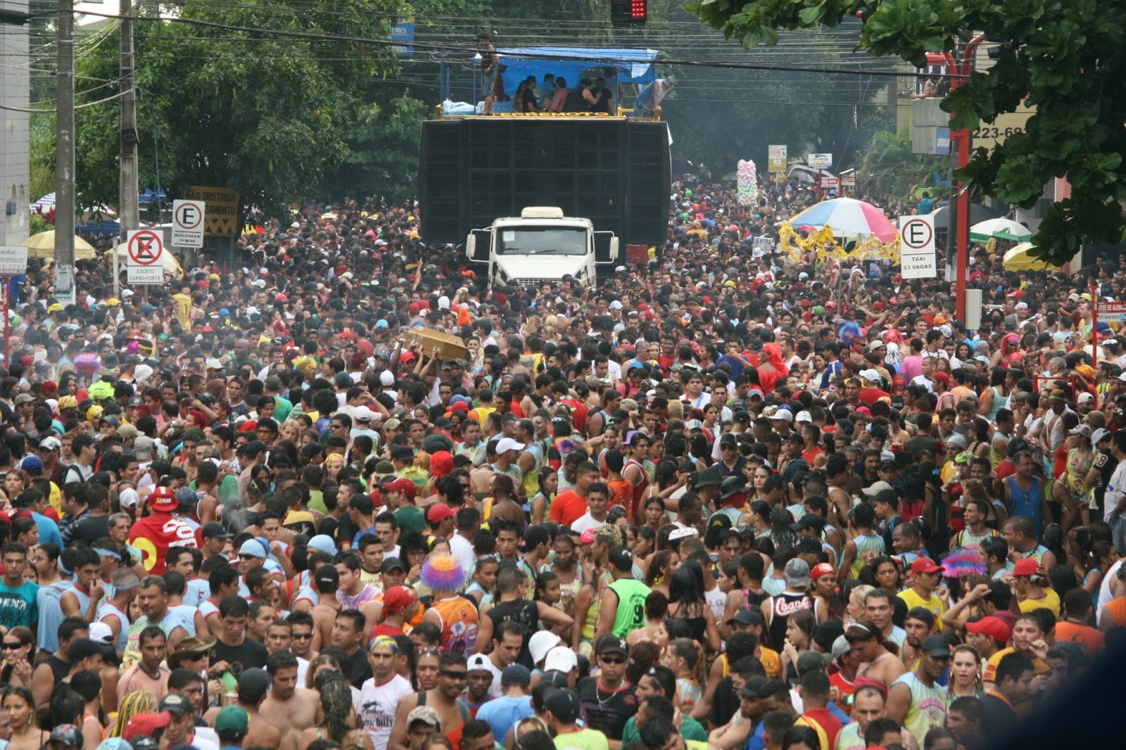 BAILE MUNICIPAL: Carnaval 2019 terá 35 dias de festividades em Porto Velho