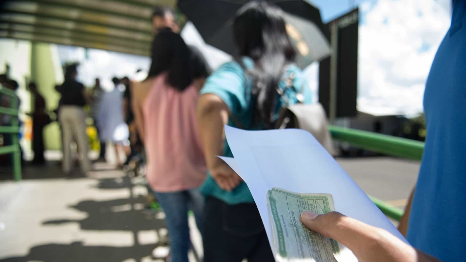 JUSTIÇA ELEITORAL: TSE diz que 2,6 milhões de títulos de eleitores estão irregulares