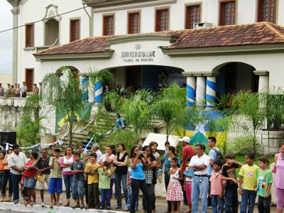 Desfile  militar e exposições culturais no centro da capital celebram os 26 anos de Rondônia