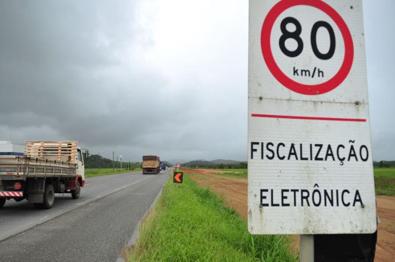 FISCALIZAÇÃO: Ministro diz que mil radares serão instalados nas rodovias federais